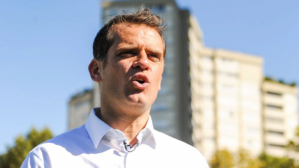 «Merci Vincent Labrune» : Le nouveau coup de gueule de Jérôme Rothen sur le report de Lens-PSG
