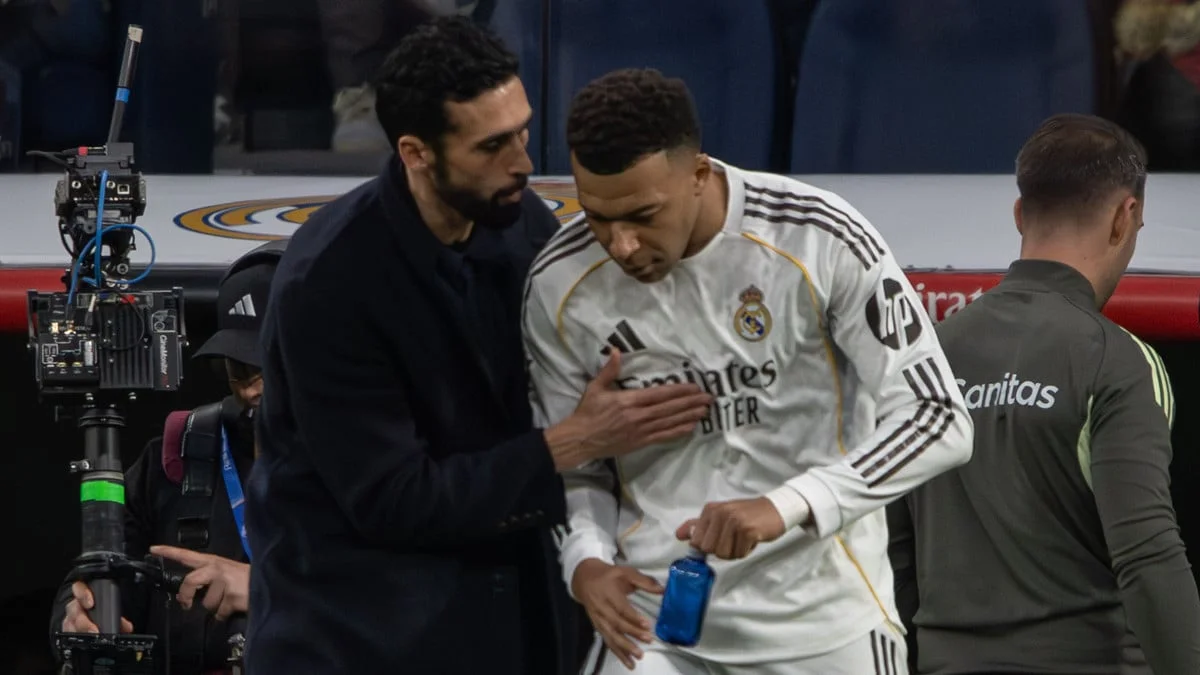 Attaqué par Kylian Mbappé, le coach du Real Madrid répond cash : «Je ne lui ai jamais dit ça» 