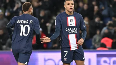 Neymar et Mbappé : Marche-arrière du PSG dans sa stratégie mercato ?