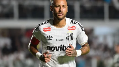 Neymar : Coup dur pour le Brésil, sa blessure est plus sérieuse !