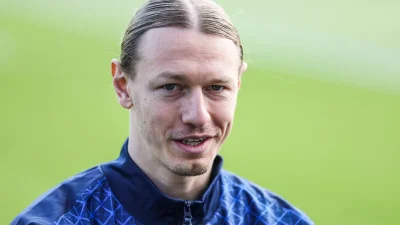 PSG : Voilà comment Safonov gère la pression, l’anecdote amusante révélée par un journaliste !