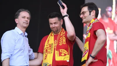 Mercato : Le RC Lens prévenu, Pierre Sage ouvre la porte à l'étranger et dévoile son club de rêve ! 