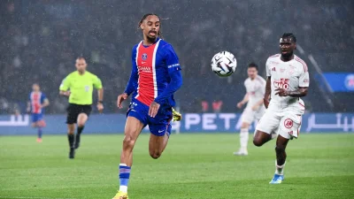 Mercato - Le PSG prêt à vendre Barcola : Fabrizio Romano annonce la condition pour son départ !