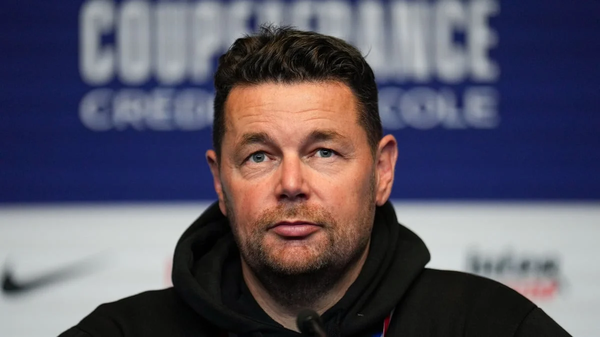 Pierre Sage menace de quitter le RC Lens : Le coup de pression dévoilé sur RMC !