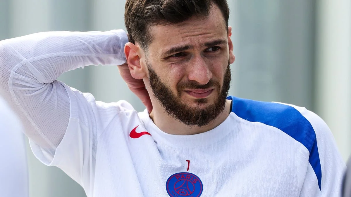 Kvaratskhelia cartonne au PSG : Son ancien club ne le digère toujours pas !