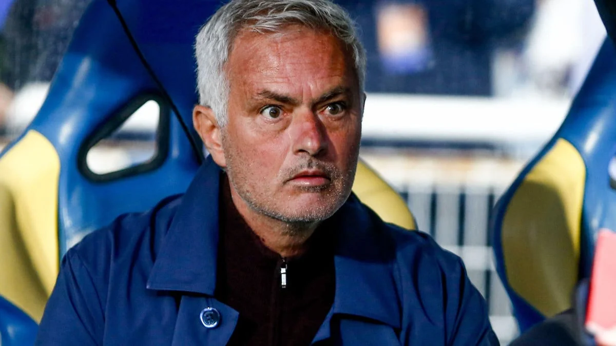«Je ne lui ai pas encore parlé», le boss du Real Madrid hésite encore pour Mourinho !