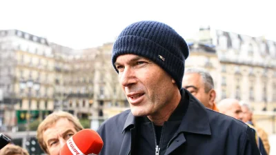 Équipe de France - Zidane contacté par un club à la surprise générale : «Ils peuvent aller chercher quelqu’un d’autre»