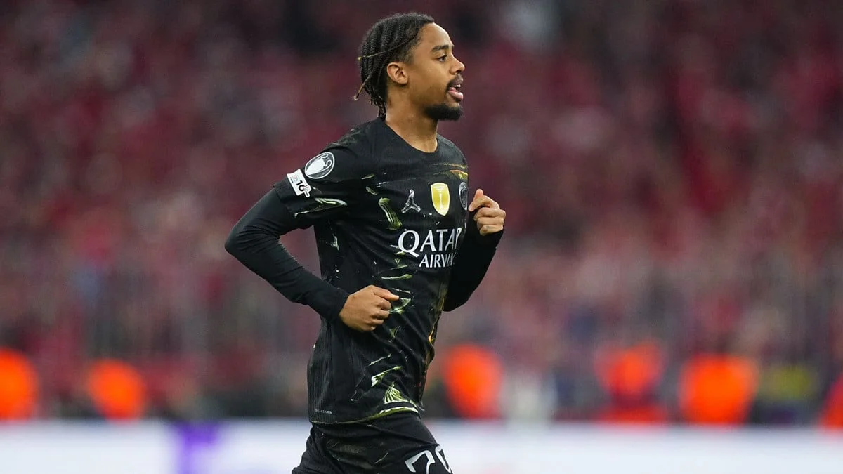 Mercato - PSG : Bradley Barcola peut quitter Paris, c’est confirmé dans la presse française !