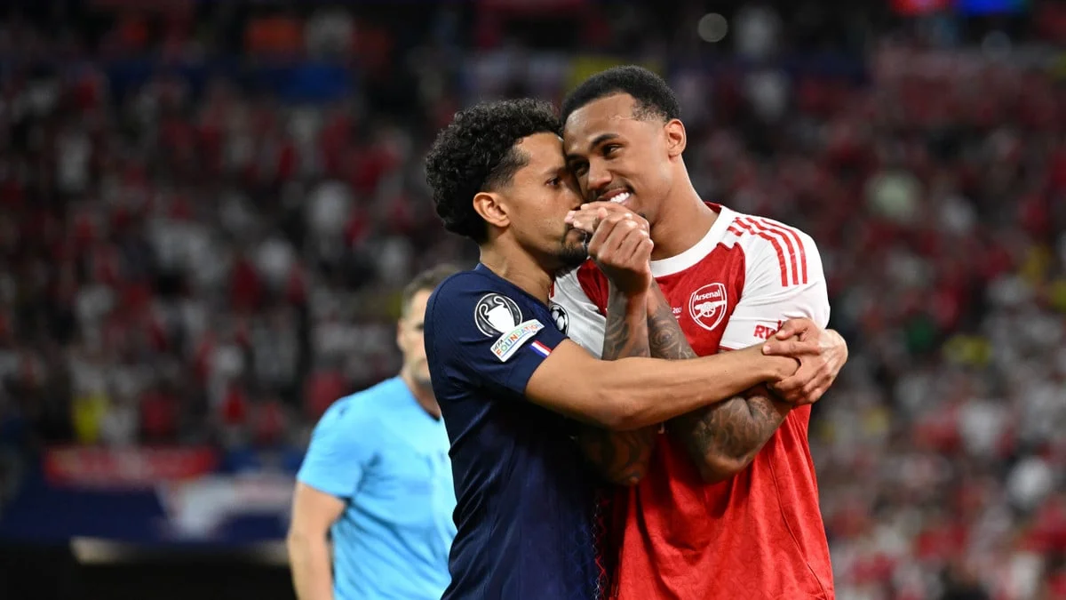 PSG/Arsenal : On sait ce que Marquinhos a dit à Gabriel après son tir au but raté ! 