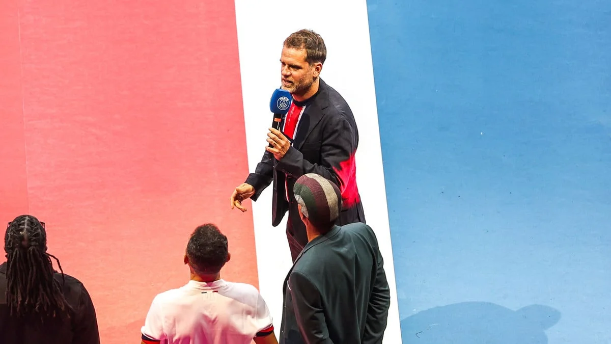 «Il va y avoir deux ou trois changements» : Jérôme Rothen dévoile les plans du PSG pour le mercato 