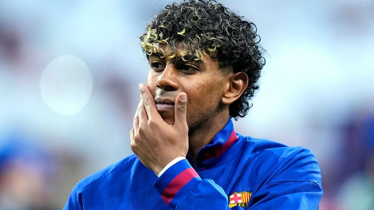 Lamine Yamal : Patrice Evra lui aurait fait vivre un calvaire, «je l'aurais mangé tout cru»