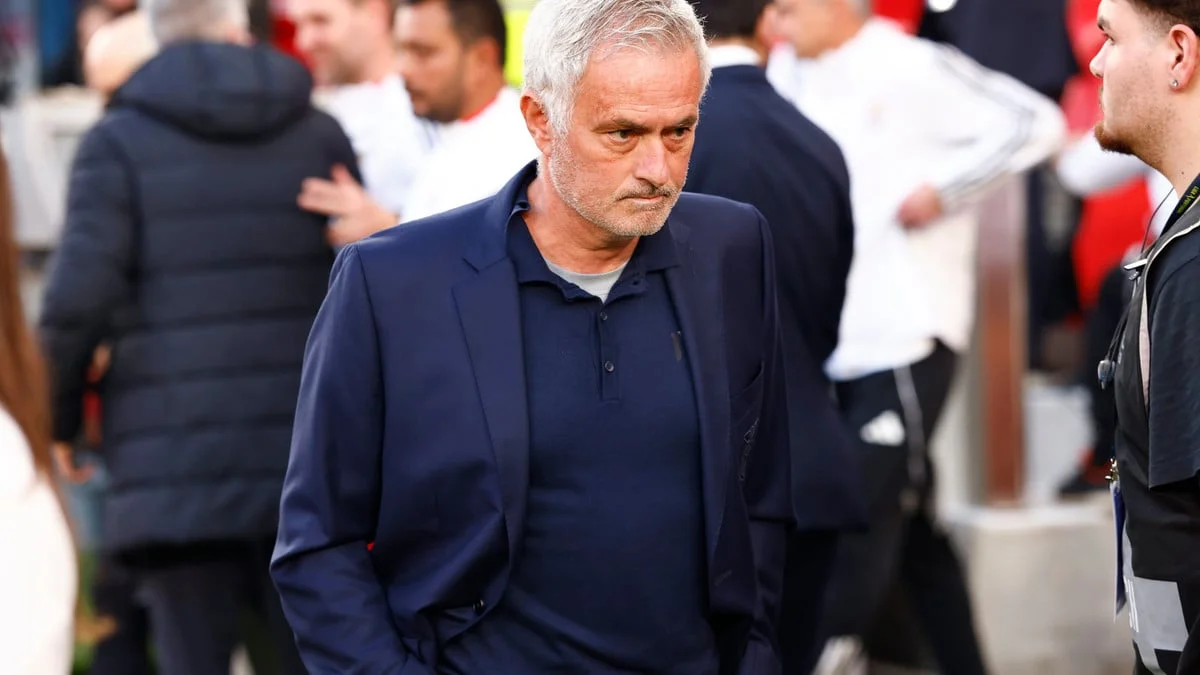 Mercato - PSG : José Mourinho réclame un joueur attendu par Luis Enrique !