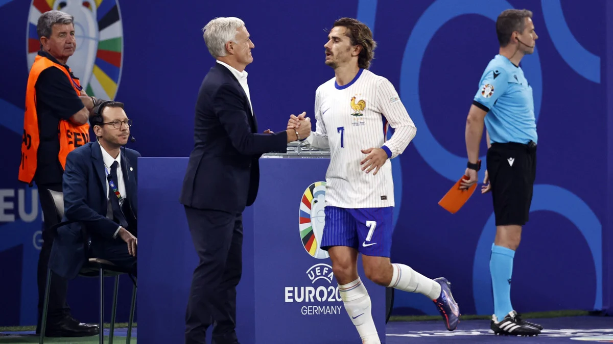 Equipe de France - Deschamps a «beaucoup réfléchi» quand Griezmann a arrêté : La nouvelle révélation sur son départ 