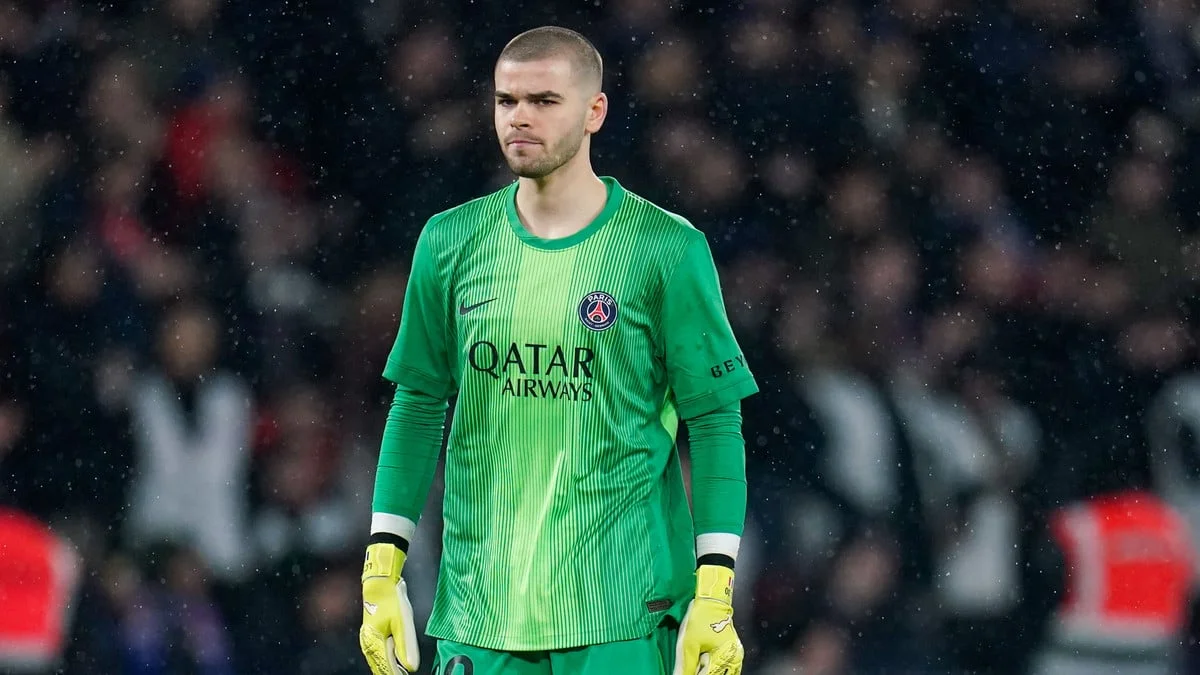 PSG - Lucas Chevalier sur le départ : Enfin une bonne nouvelle annoncée pour le gardien français ?
