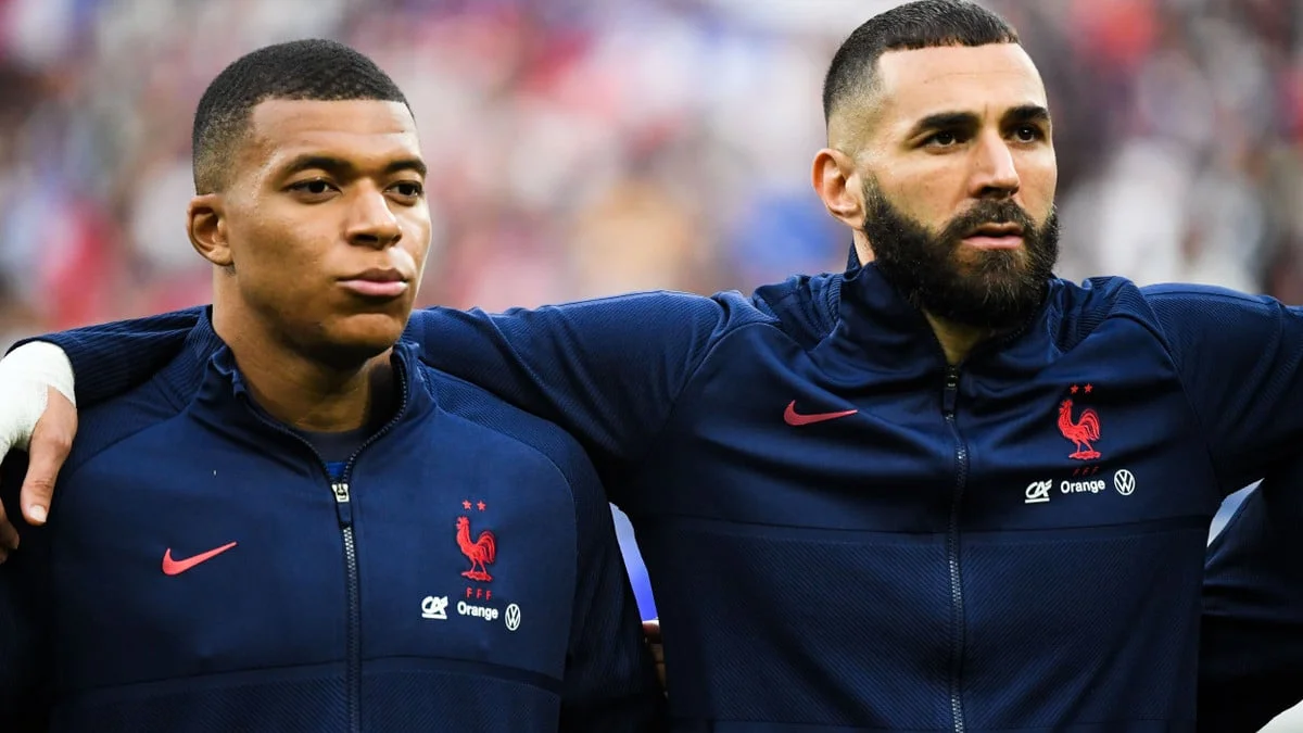 Karim Benzema taclé par Kylian Mbappé en interview ? «Le pire moment que j’ai connu en équipe de France»