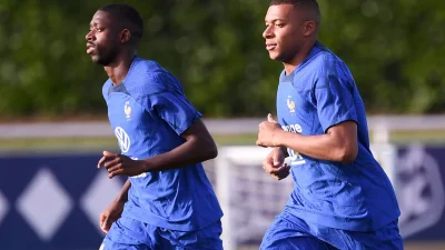 «Il ne peut pas avoir la même liberté qu’au PSG» : Ousmane Dembélé plombé par Kylian Mbappé en équipe de France ? 