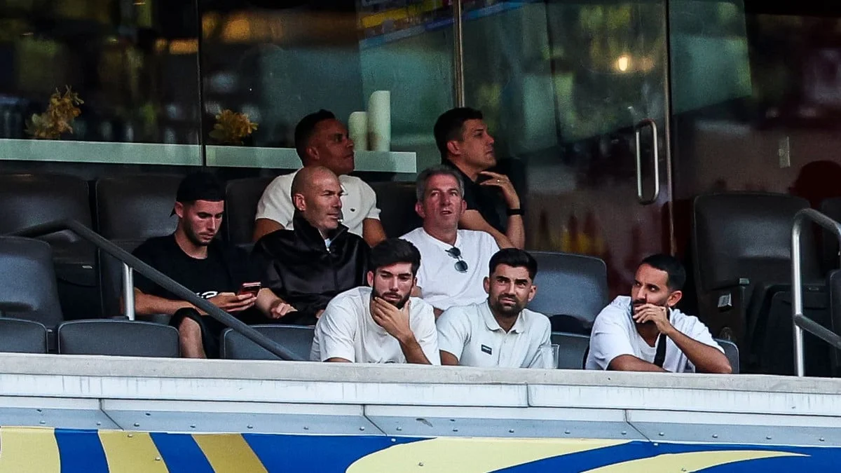 Zinedine Zidane : Une discussion secrète sur l’équipe de France révélée au grand jour !