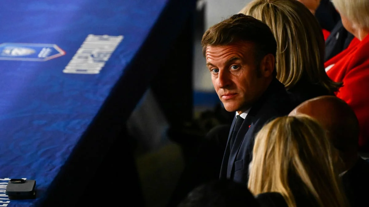 Emmanuel Macron parle du PSG : L’Émir du Qatar se moque de lui !