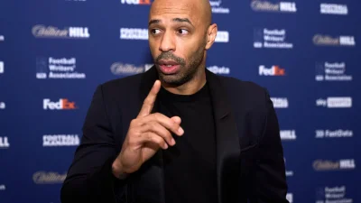 Thierry Henry retourne sa veste en pleine Coupe du Monde !