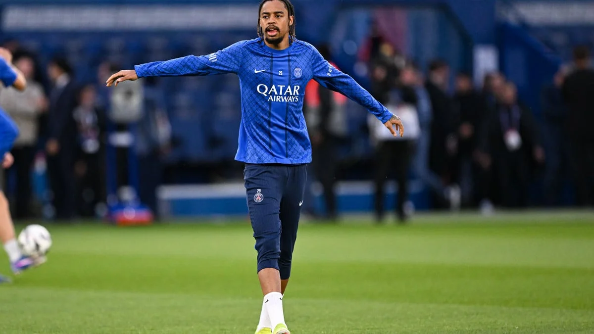 Mercato : Que doit faire le PSG avec Bradley Barcola ? 