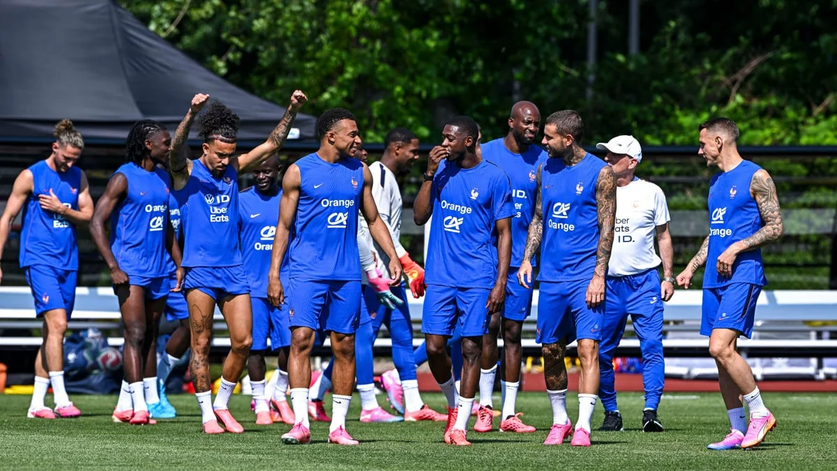 Mbappé : L'équipe de France «doit se mettre au service de Dembélé», la grosse mise au point avant l'Irak !