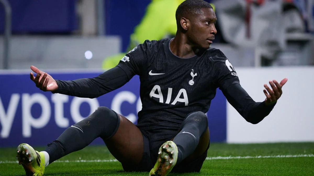 Coup de théâtre au PSG : Le transfert de Kolo Muani remis en cause par la sortie d'un ancien grand nom de la Juventus ?