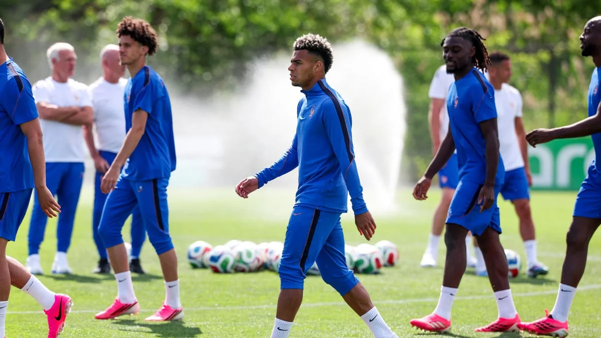 Coupe du monde 2026 - Equipe de France : Désiré Doué prend déjà rendez-vous avec Emmanuel Macron ? 