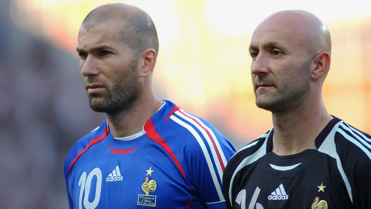 Zinedine Zidane : Le craquage en équipe de France qui hante encore Fabien Barthez, «je n’ai pas digéré»
