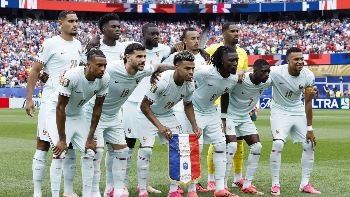 Mercato : Quel joueur de l'équipe de France le PSG doit-il recruter ? 