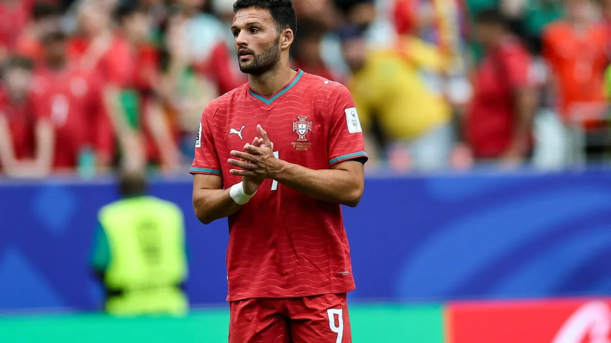 Transfert surprise au PSG : Un attaquant de Ligue 1 va remplacer Gonçalo Ramos ?