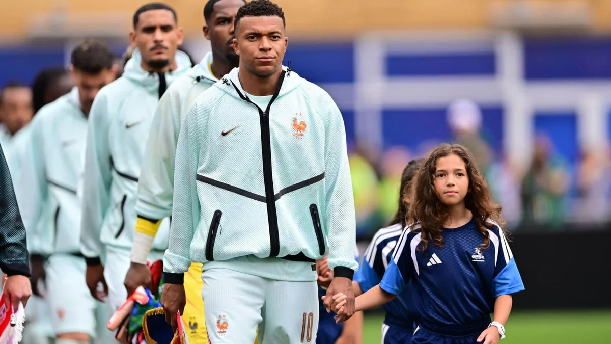 Kylian Mbappé : Le changement de comportement remarqué au sein du vestiaire de l’équipe de France