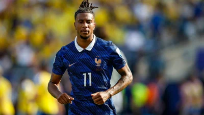 Michael Olise affole le mercato : Une star du PSG valide déjà son profil !