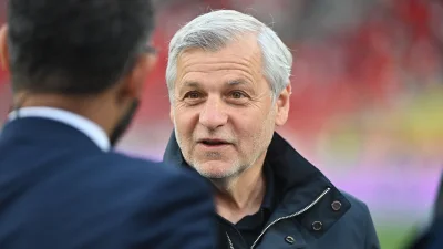 Mercato : La condition fixée par Bruno Genesio avant de signer à l'OM 