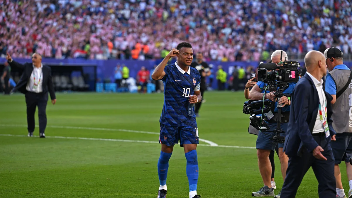 Coupe du monde 2026 -Scandale raciste avec Kylian Mbappé : Le gouvernement Macron sort du silence ! 
