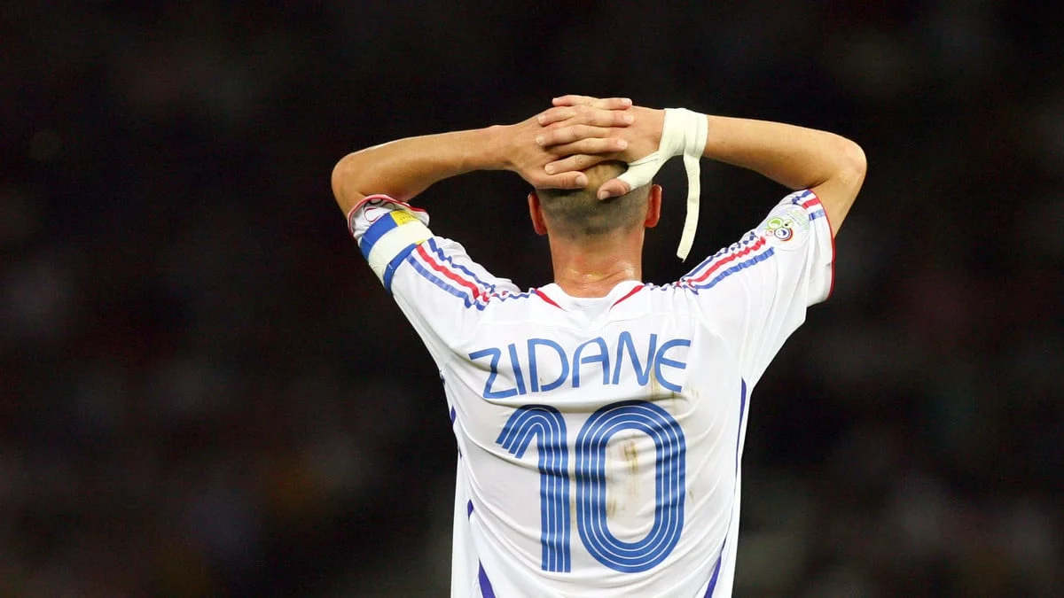 Coupe du Monde 2006 : Marco Materazzi s'est inspiré de Michael Jordan pour faire craquer Zinedine Zidane ! 