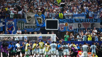 Coupe du Monde 2026 : Cris de singe, insultes… Nouveau scandale raciste avec les supporters de l’Argentine !