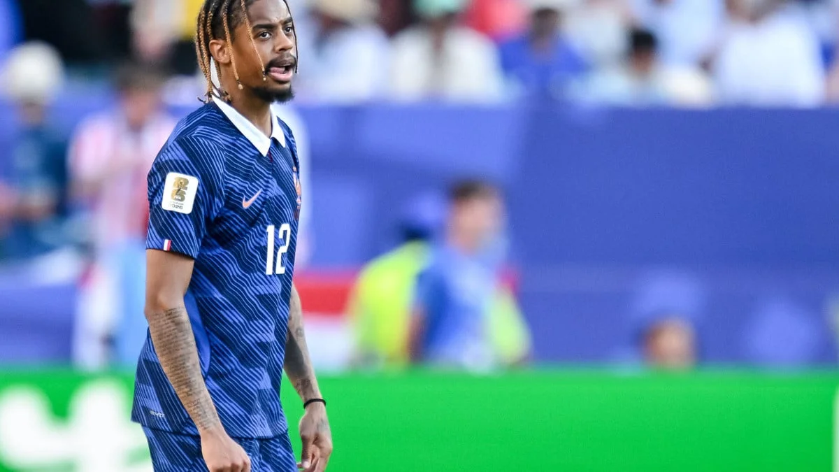 Bradley Barcola : Le PSG change totalement d'avis et va dire oui pour son transfert ?