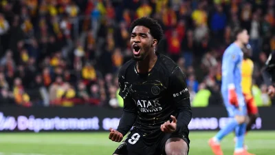 PSG - Ibrahim Mbaye sur le départ : Un troisième club débarque sur le dossier !