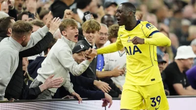 Mercato - Le PSG cherche à vendre Kolo Muani : Deux clubs débarquent après l’échec avec la Juventus !