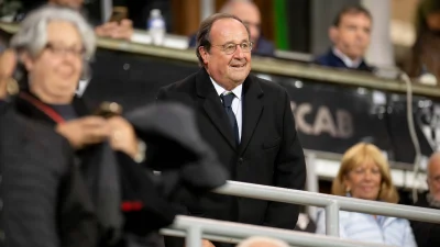 Après avoir impressionné les internautes, François Hollande donne le résultat de France/Maroc !