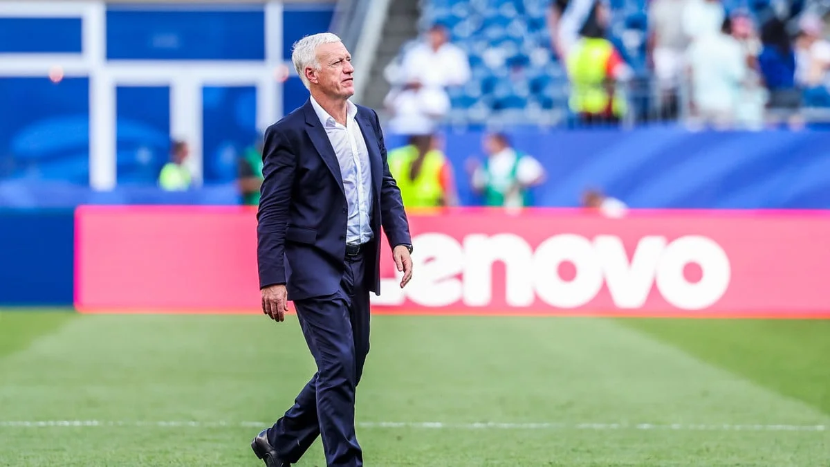 Equipe de France : «S'il arrête complètement, il meurt», la biographe de Deschamps se lâche sur son avenir !