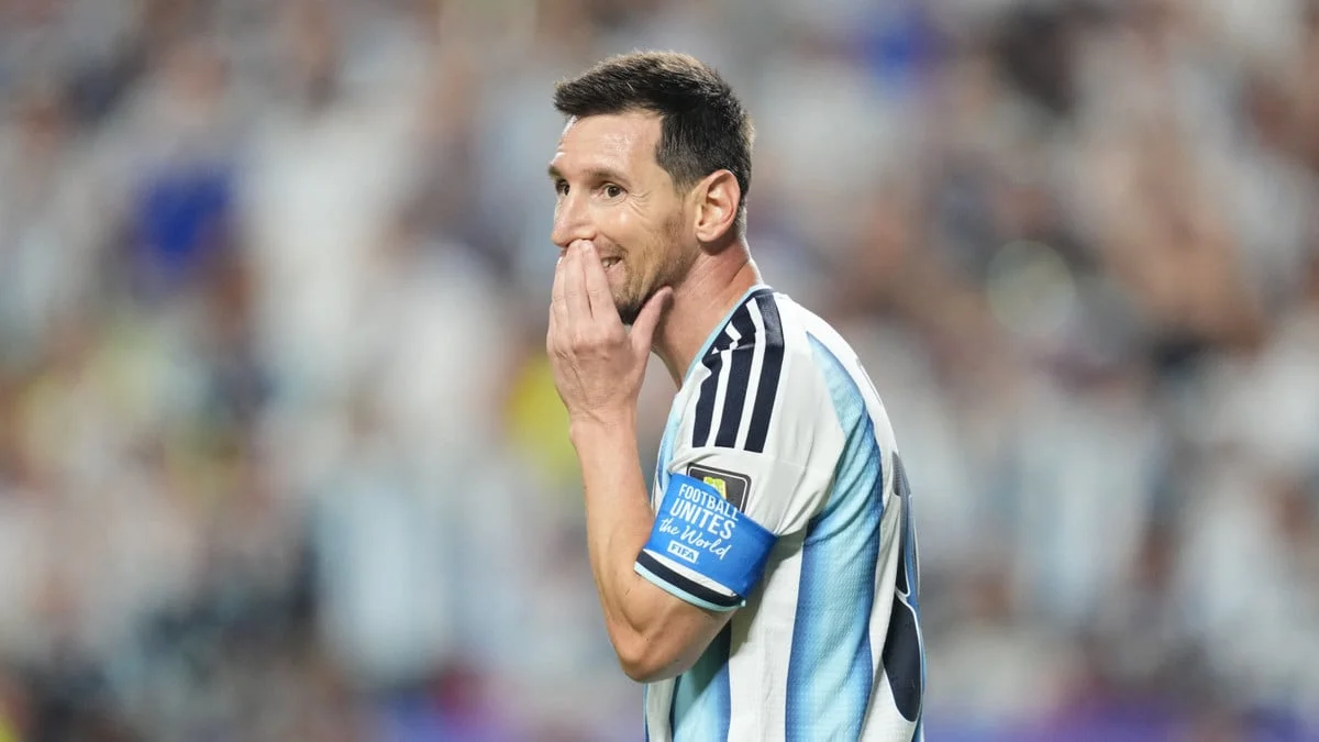 Coupe du monde 2026 : «Il faudra mettre Messi au lit», le choc est lancé entre l’Argentine et l’Angleterre !