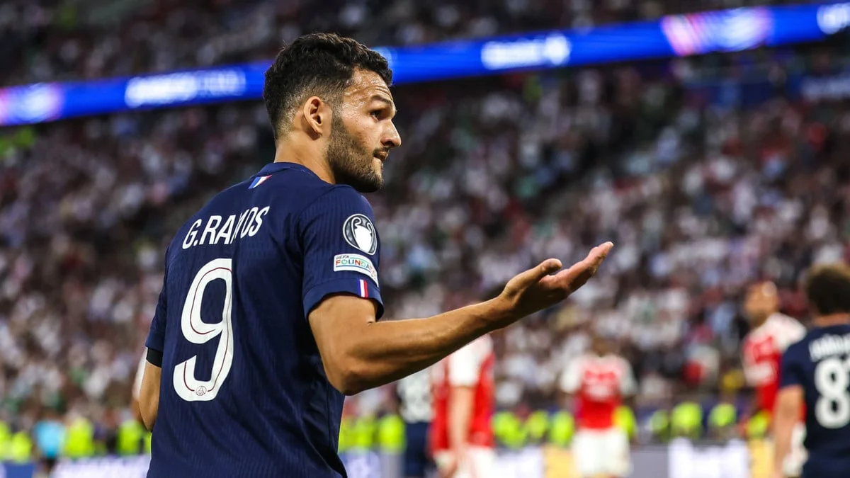Le PSG a choisi le remplaçant de Gonçalo Ramos : Fabrizio Romano confirme !