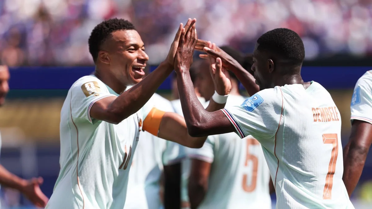 Kylian Mbappé ou Ousmane Dembélé : Un ancien joueur de l’équipe de France a tranché pour le Ballon d’Or !