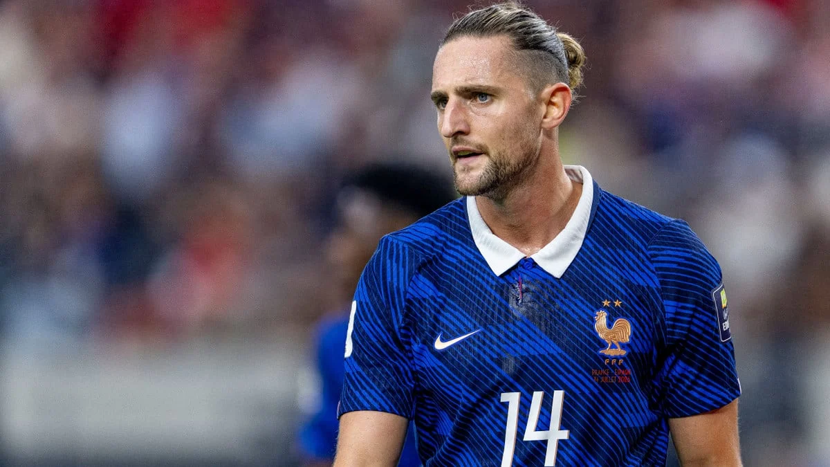 Adrien Rabiot remplacé : L'After Foot se déchaine contre Didier Deschamps !