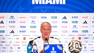 Equipe de France : Clashé par Dugarry, Deschamps se lâche face aux journalistes ! 