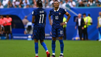 Mercato - Mbappé avec Olise, Bellingham et Vinicius Jr au Real Madrid : «Ce n'est pas possible»