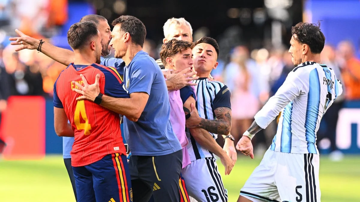 Coupe du monde 2026 : Voilà pourquoi Leandro Paredes a dégoupillé après la finale Espagne/Argentine !