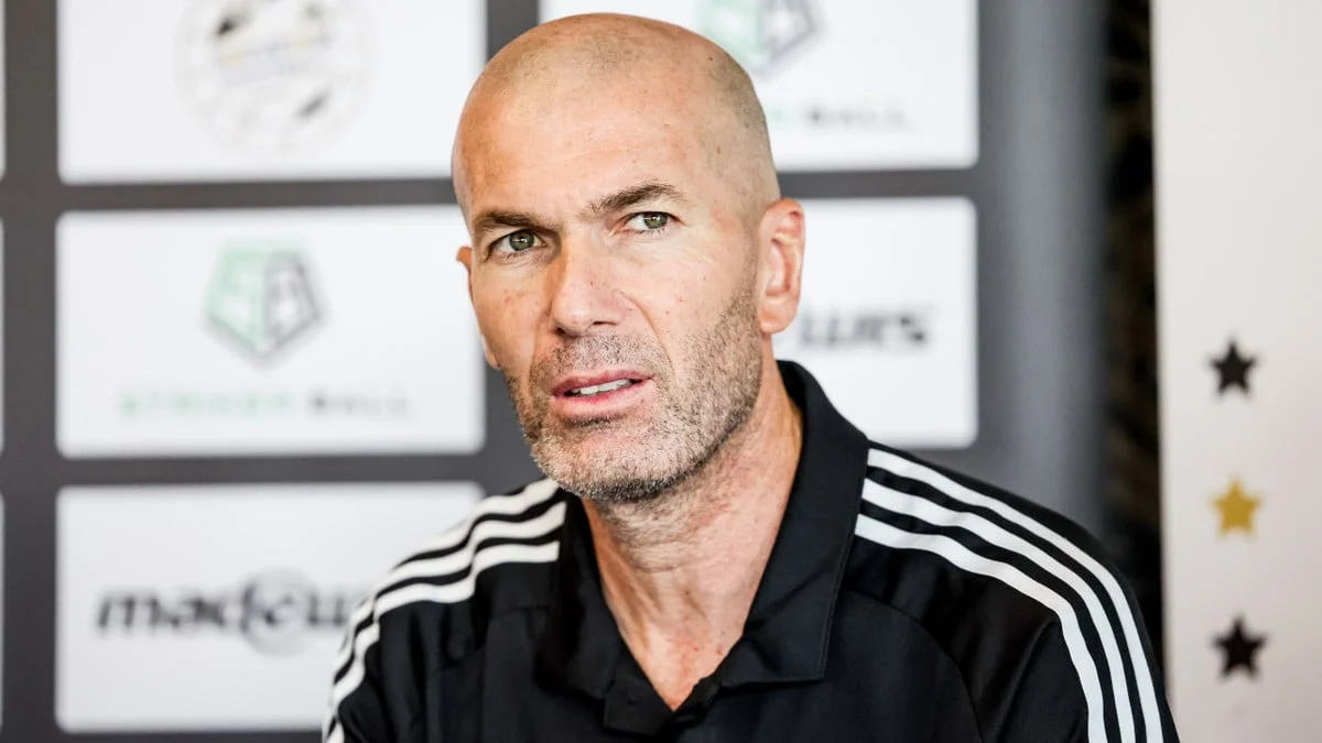 «C'est un peu comme le Messie» : Un grave crise se cache derrière l'arrivée de Zinedine Zidane en équipe de France ?