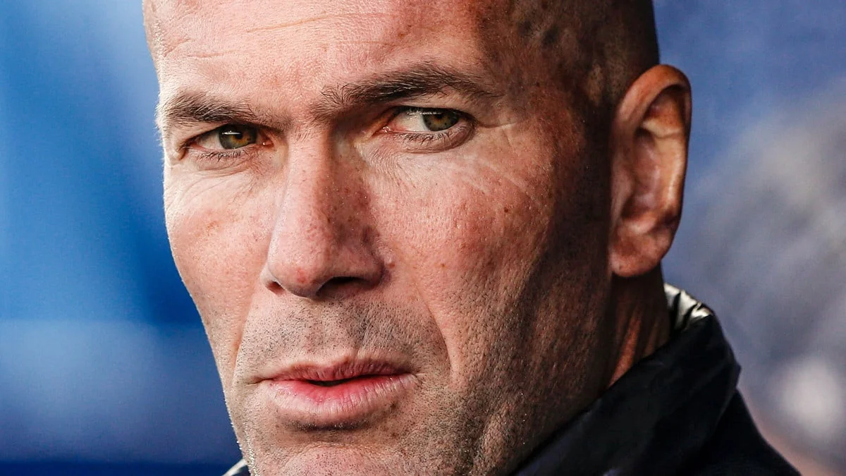 «Aujourd’hui, la star des minots, c’est Mbappé» : Zinedine Zidane déjà oublié à Marseille ? 